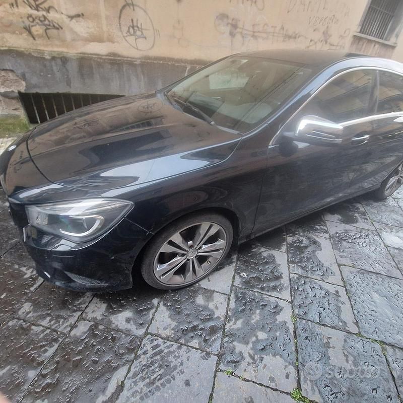 Usata Mercedes CLA200 Shooting Brake 2016 Nero Station wagon