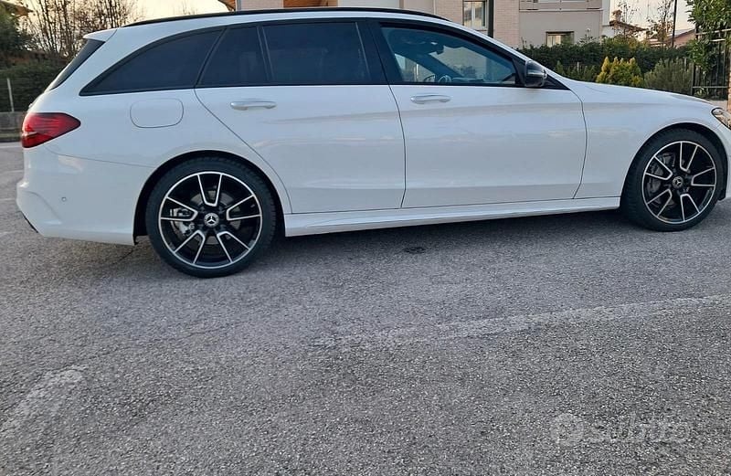 Usata Mercedes C220 Premium 194 CV (142 kW) 2019 Bianco Station wagon