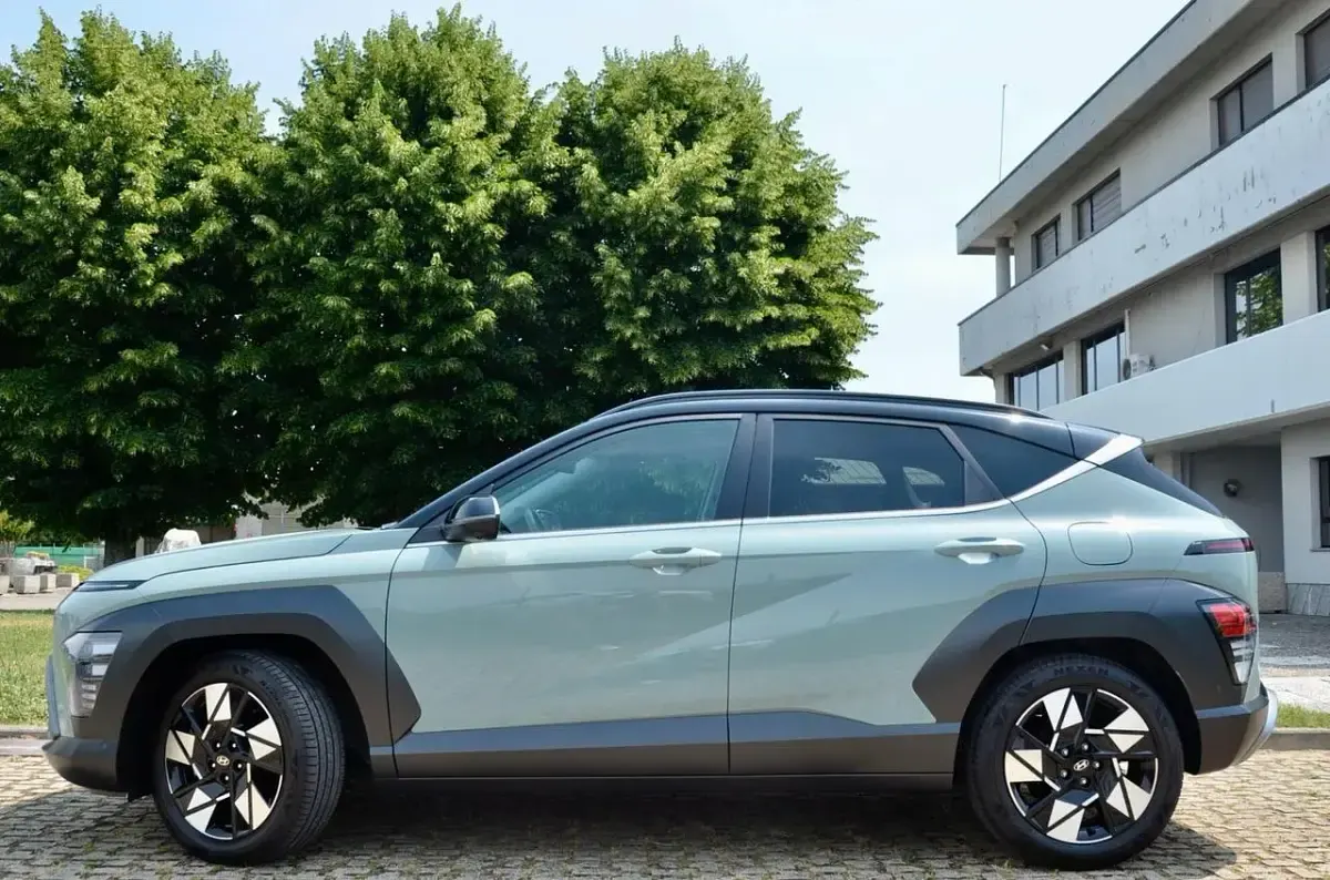 Usata Hyundai Kona 104 CV (76 kW) 2023 Verde SUV