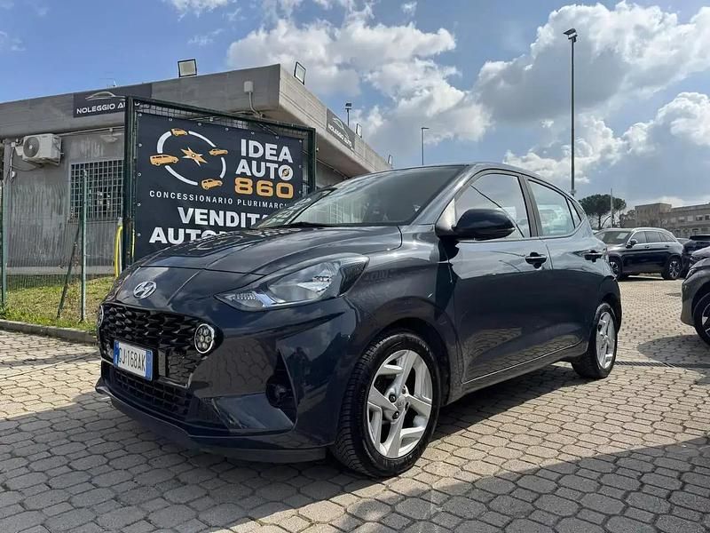 Usata Hyundai i10 67 CV (49 kW) 2022 Grigio Utilitaria