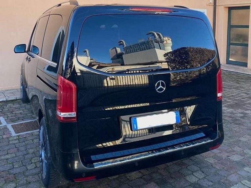 Usata Mercedes Vito 190 CV (139 kW) 2017 Nero Furgone