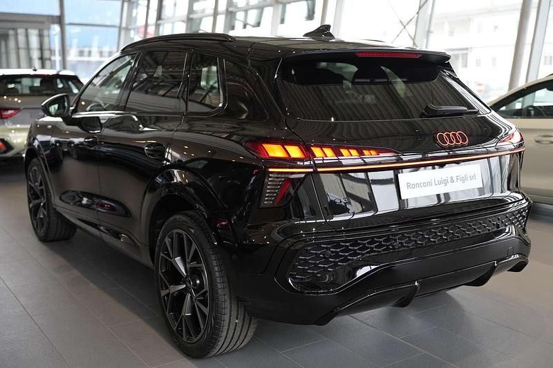 Nuova Audi Q3 S-Line 150 CV (110 kW) 2026 Nero mythos SUV