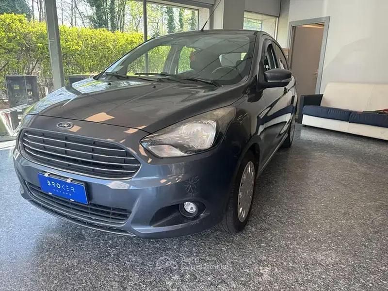 Begagnad Ford Ka Plus 71 HK (52 kW) 2018 Grå Halvkombi