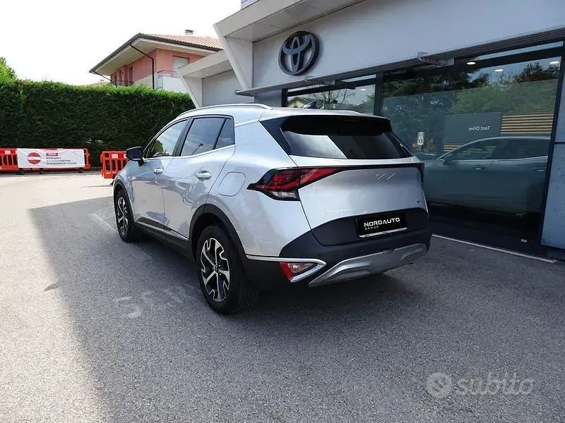 Usata Kia Sportage Style 215 CV (158 kW) 2024 Grigio SUV