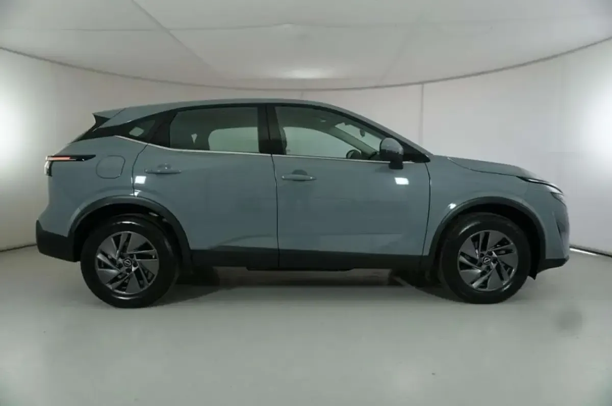 Usata Nissan Qashqai Acenta 140 CV (102 kW) 2025 Argento SUV