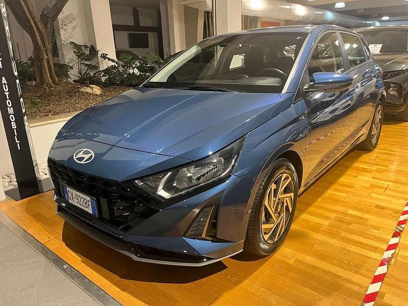 Usata Hyundai i20 101 CV (74 kW) 2024 Blu/azzurro Berlina