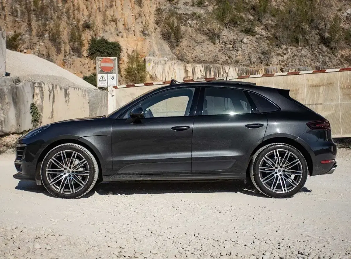 Usata Porsche Macan 250 CV (183 kW) 2016 Grigio SUV