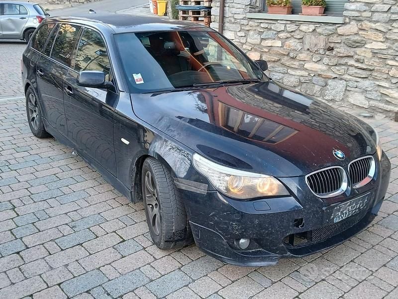 Usata BMW 530 2009 Nero Station wagon