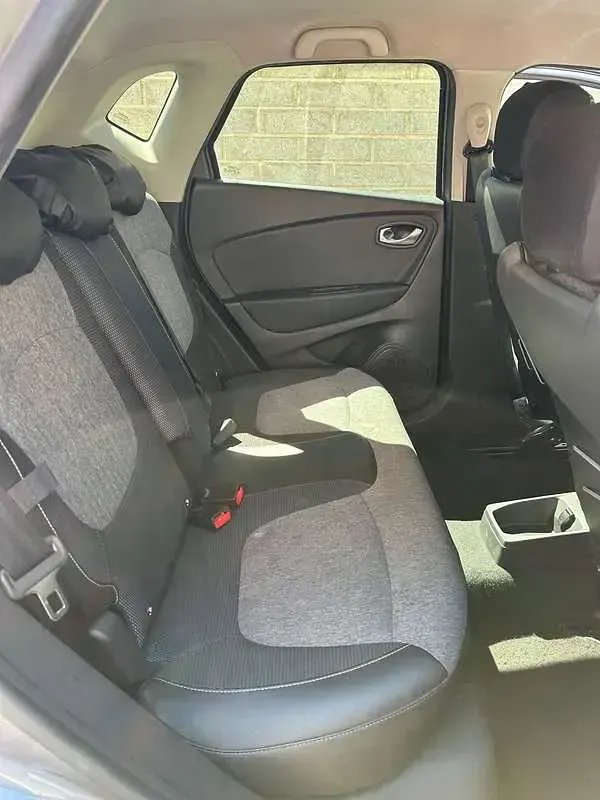 Usata Renault Captur 90 CV (66 kW) 2018 Grigio SUV