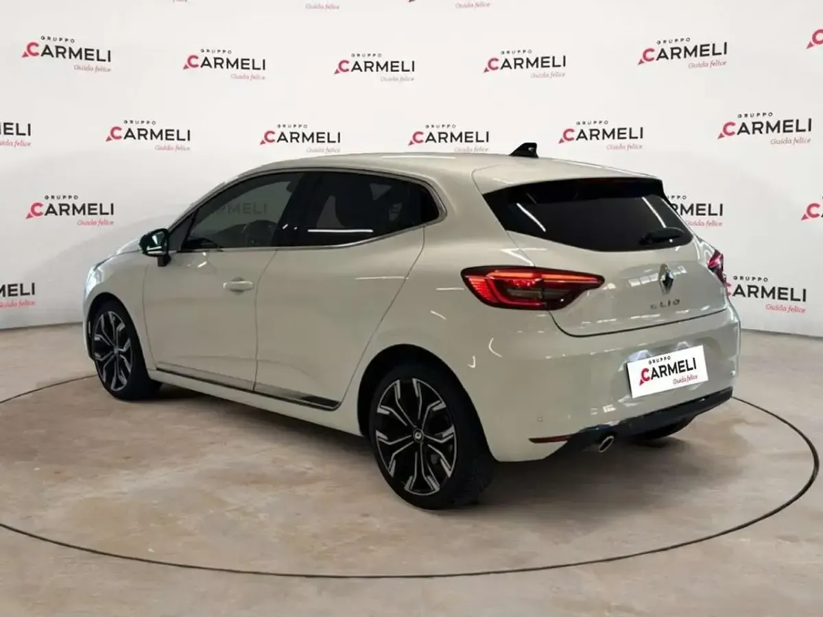 Usata Renault Clio V Techno 101 CV (74 kW) 2023 Bianco ghiaccio Berlina