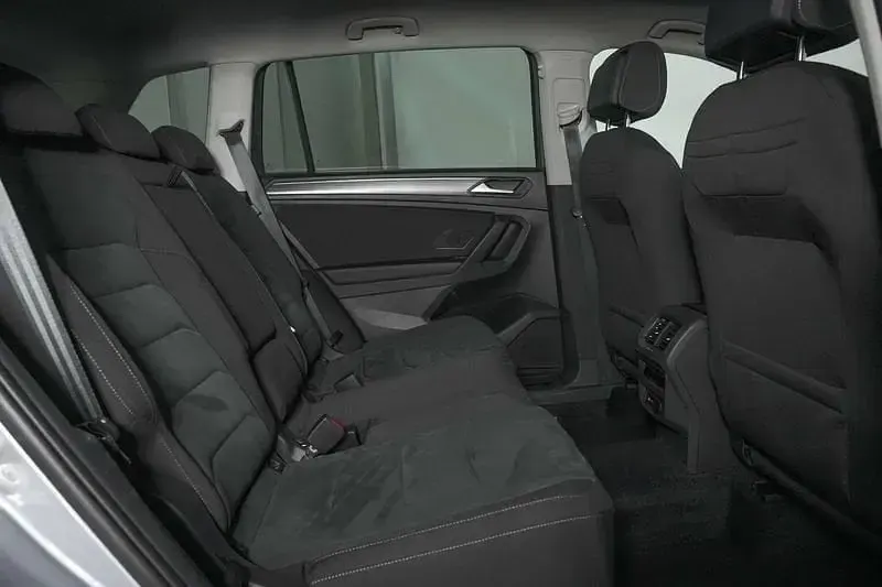 Usata VW Tiguan Allspace Elegance 150 CV (110 kW) 2022 Argento SUV