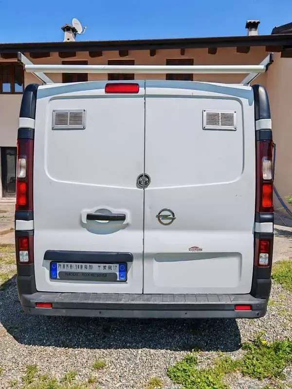 Usata Opel Vivaro 121 CV (88 kW) 2018 Bianco Monovolume