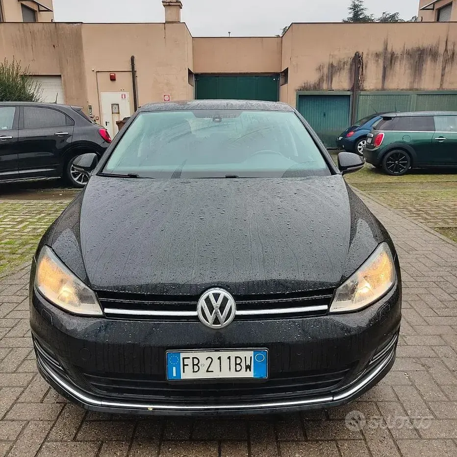 Usata VW Golf VII 110 CV (80 kW) 2016 Nero Berlina