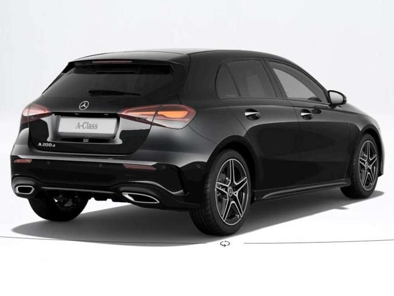 Nuova Mercedes A200 AMG Line Premium 150 CV (110 kW) 2025 Nero / metallizzato Berlina