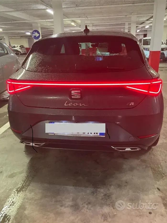Usata Seat Leon FR 150 CV (110 kW) 2020 Grigio Berlina