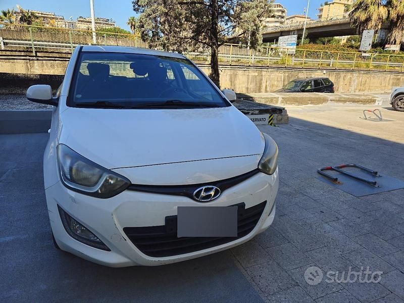 Usata Hyundai i20 2014 Bianco Utilitaria