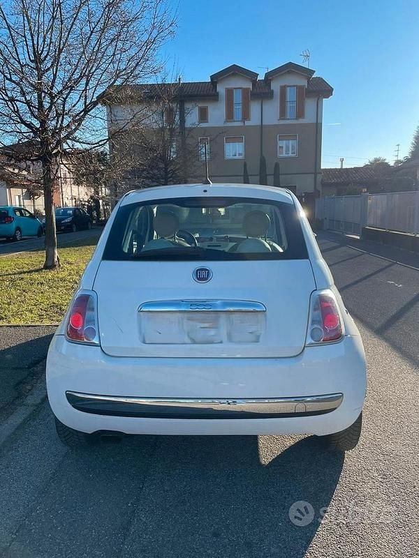 Usata Fiat 500 Lounge 95 CV (69 kW) 2013 Bianco Utilitaria