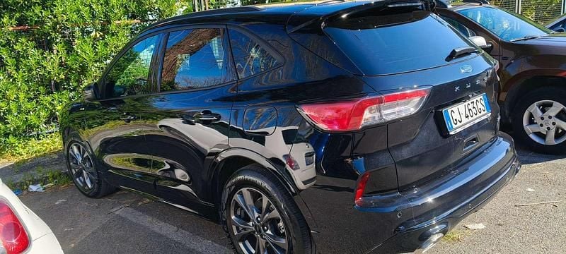 Usata Ford Kuga ST-Line 152 CV (111 kW) 2022 Nero SUV