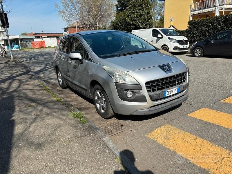 Usata Peugeot 3008 Premium 156 CV (114 kW) 2010 Grigio Station wagon