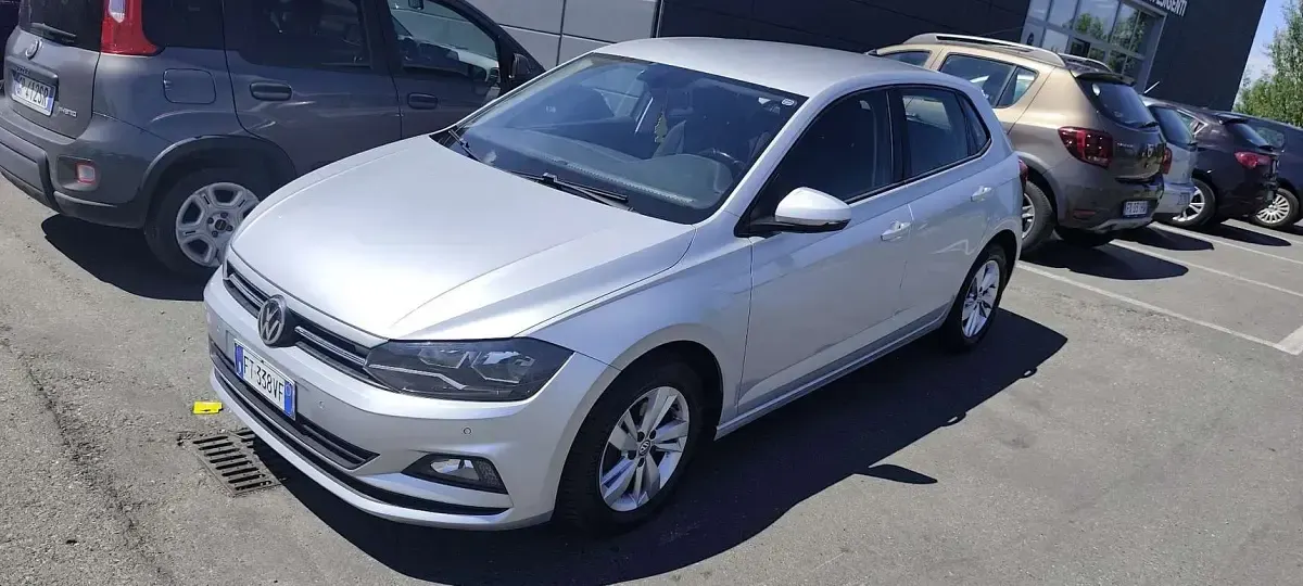 Usata VW Polo Comfortline 80 CV (58 kW) 2019 Grigio Utilitaria