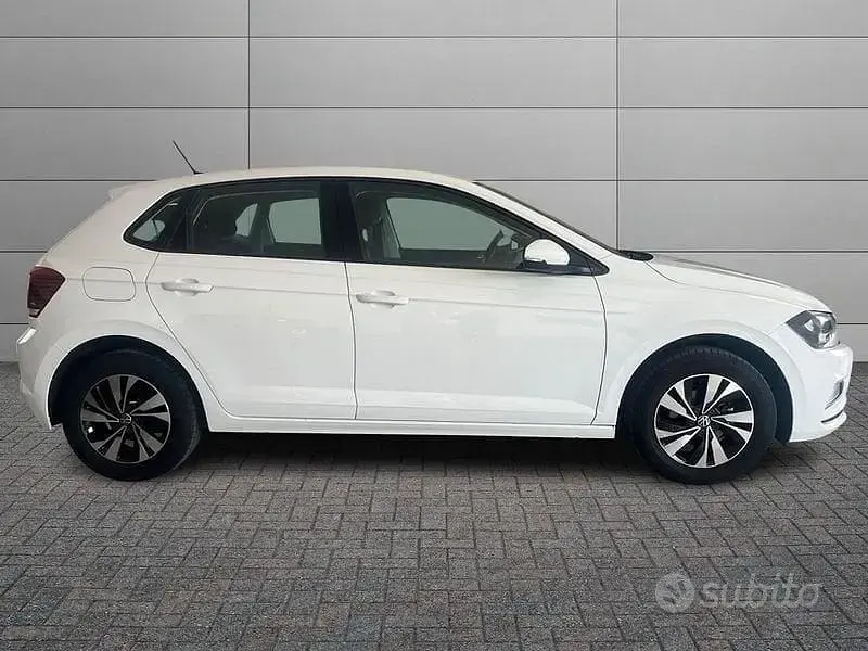 Usata VW Polo Comfortline 80 CV (58 kW) 2020 Bianco Utilitaria