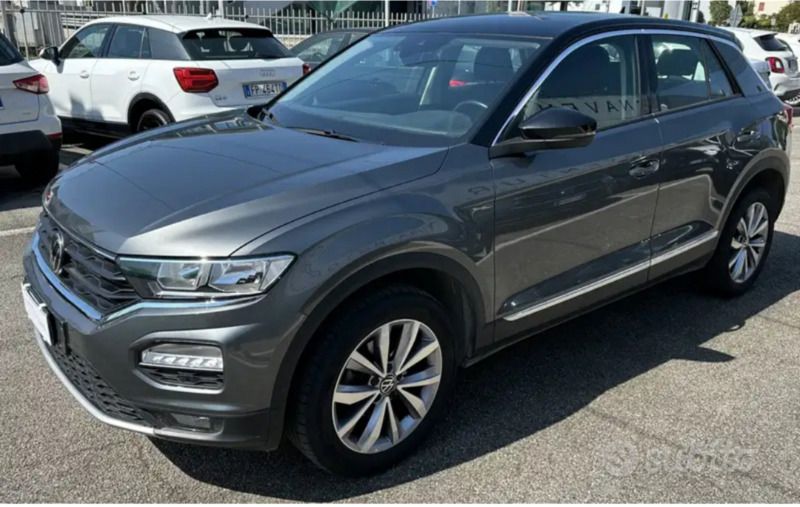 Grigio Usata 2019 VW T-Roc SUV | 16.890 € (Buon prezzo) - Immagine 1/4