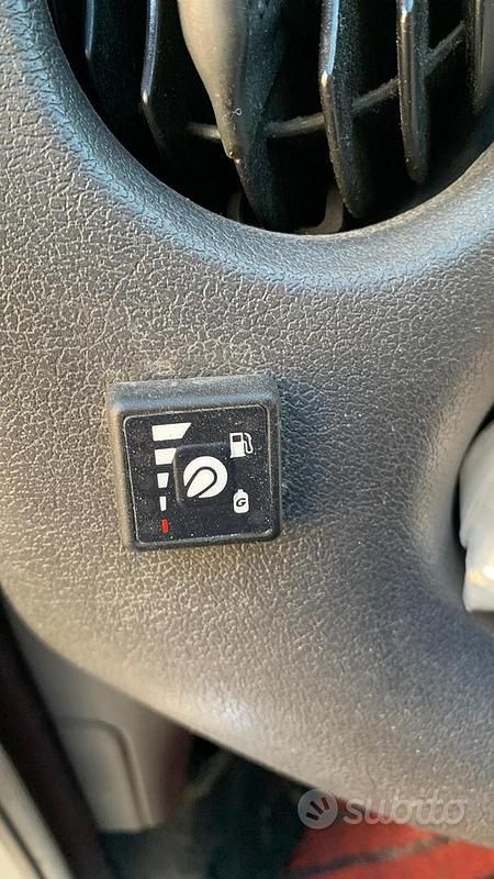 Usata Ford Ka 2002 Grigio Utilitaria