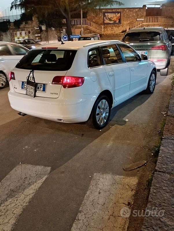 Usata Audi A3 Attraction 105 CV (77 kW) 2009 Bianco Utilitaria