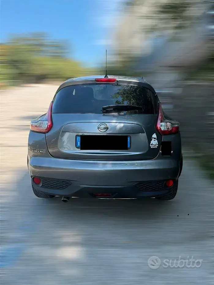 Usata Nissan Juke Acenta 110 CV (80 kW) 2016 Grigio SUV