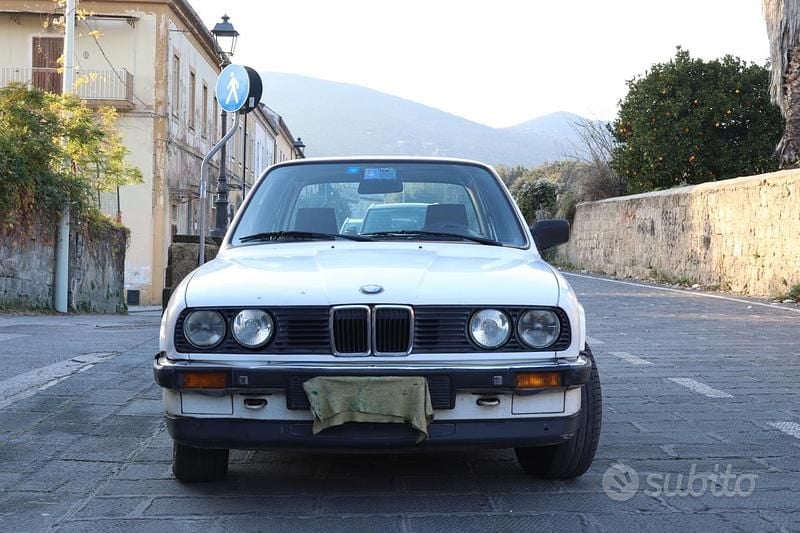 Usata BMW 320 Efficient Dynamics 126 CV (92 kW) 1987 Bianco Berlina