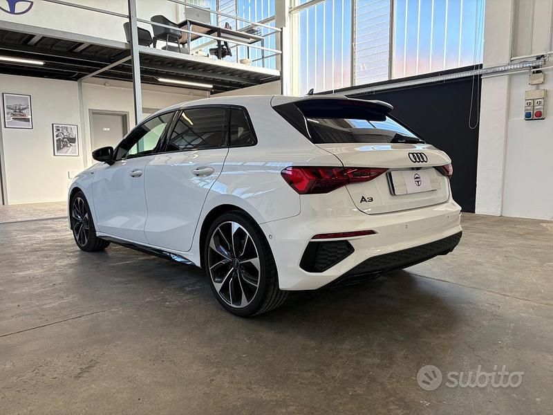 Usata Audi A3 Ambiente 150 CV (110 kW) 2023 Bianco Berlina