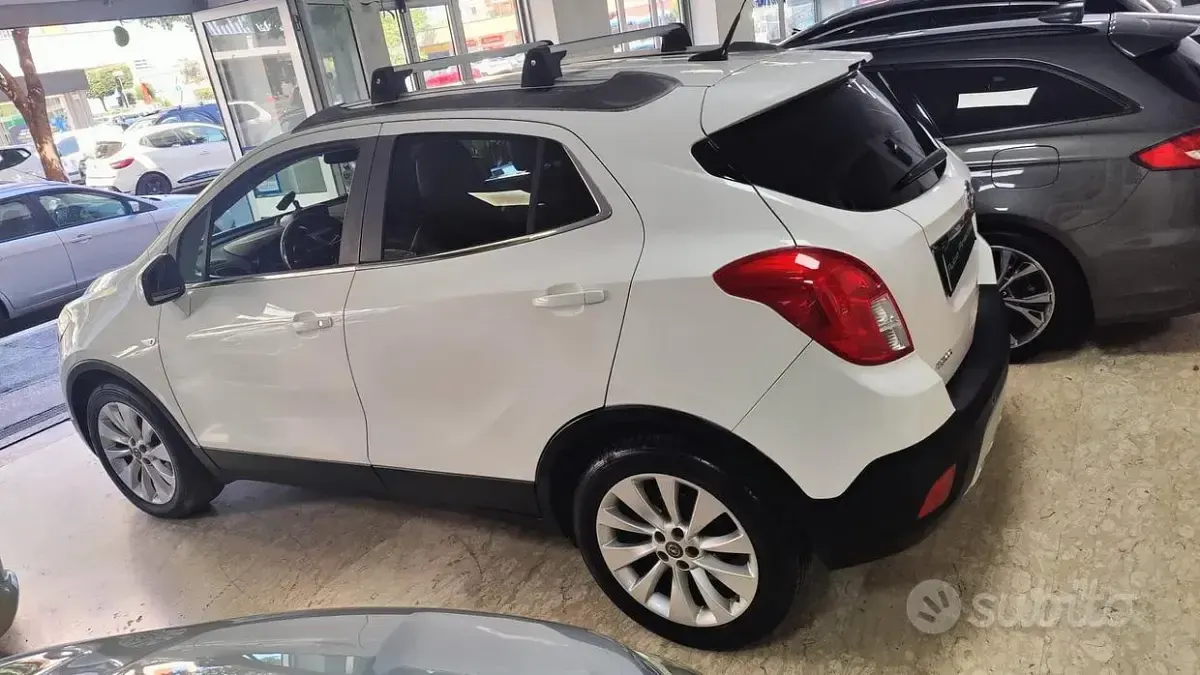 Usata Opel Mokka Cosmo 131 CV (96 kW) 2014 Bianco SUV