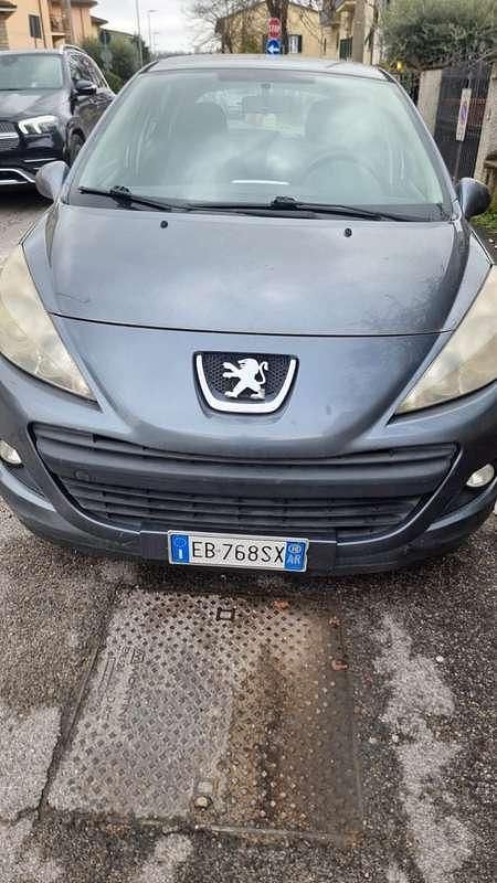 Usata Peugeot 207 68 CV (50 kW) 2011 Berlina