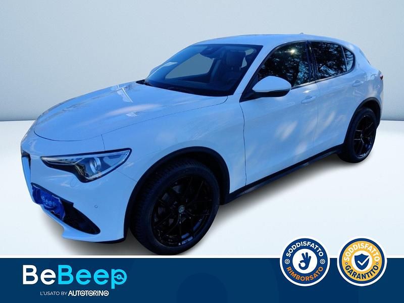 Usata Alfa Romeo Stelvio Executive 190 CV (139 kW) 2018 Bianco pastello SUV