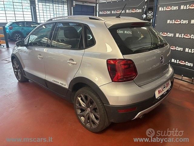Usata VW Polo 90 CV (66 kW) 2016 Argento Berlina