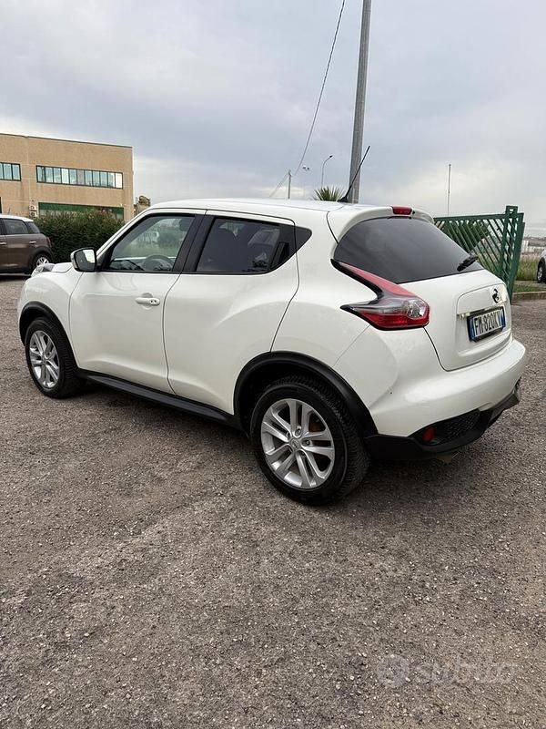 Usata Nissan Juke N-Connecta 110 CV (80 kW) 2017 Bianco SUV