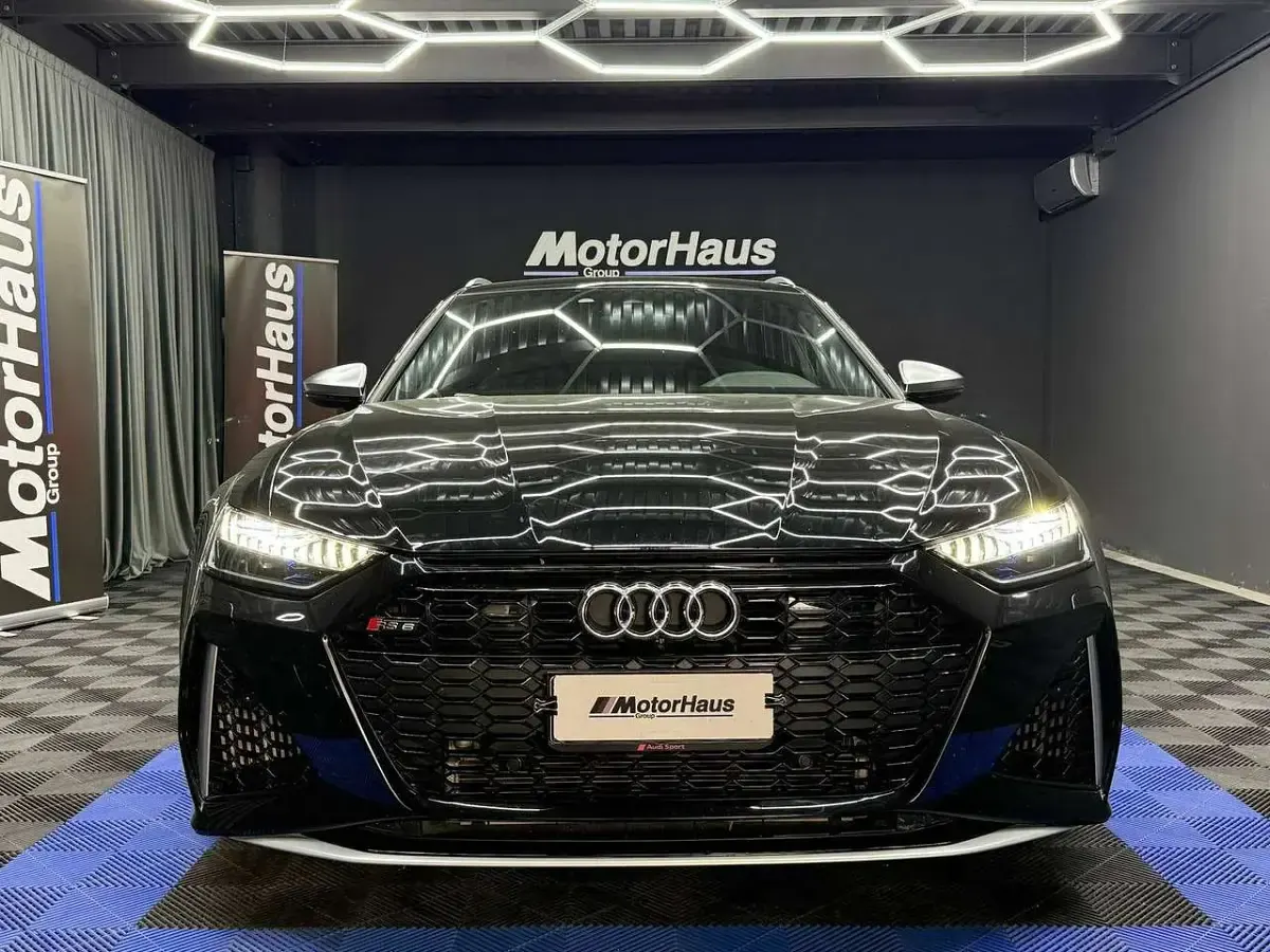 Usata Audi RS6 Ambiente 600 CV (441 kW) 2023 Nero Station wagon