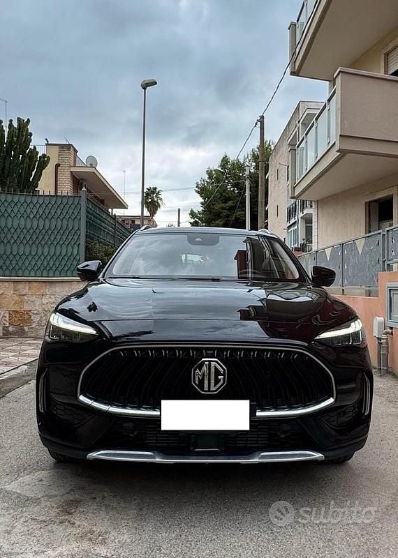 Usata MG HS Luxury 2024 Nero SUV