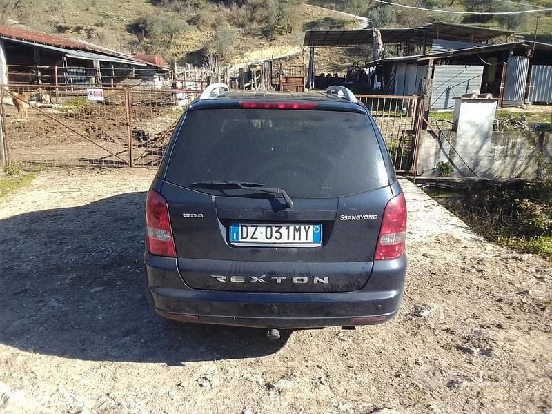Usata SsangYong Rexton 186 CV (136 kW) 2010 Blu SUV