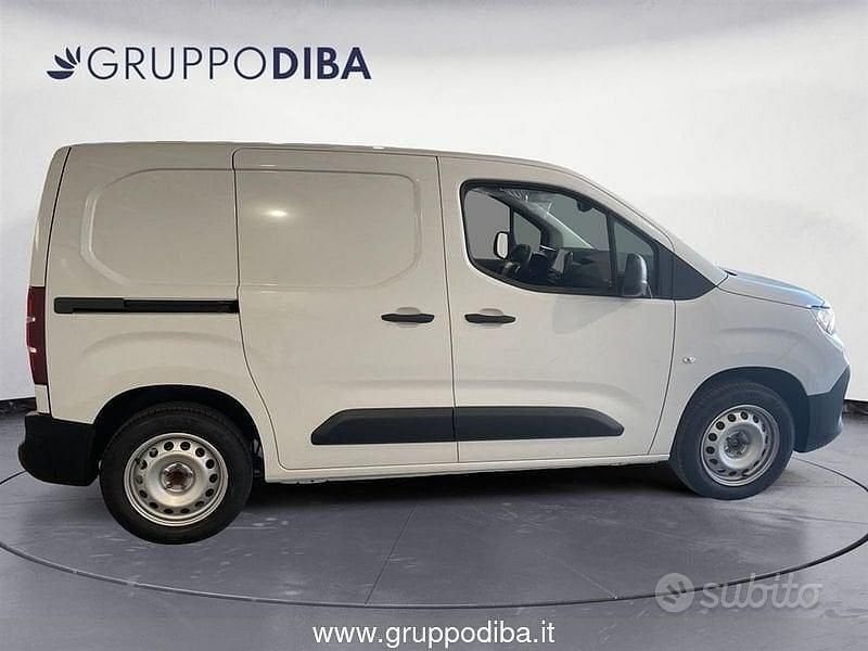 Nuova Fiat Doblò 136 CV (100 kW) 2025 Bianco Monovolume