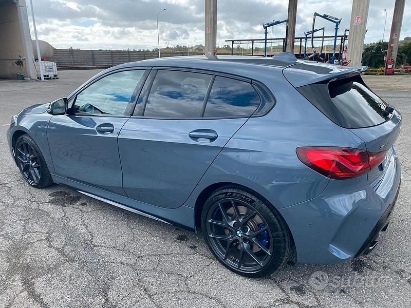 Usata BMW M135 306 CV (225 kW) 2022 Grigio Utilitaria