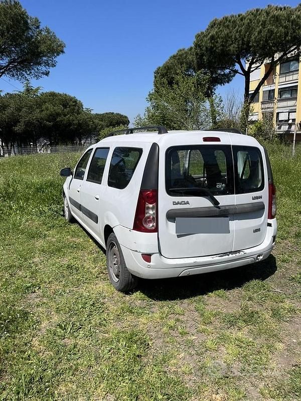 Usata Dacia Logan 85 CV (62 kW) 2011 Station wagon