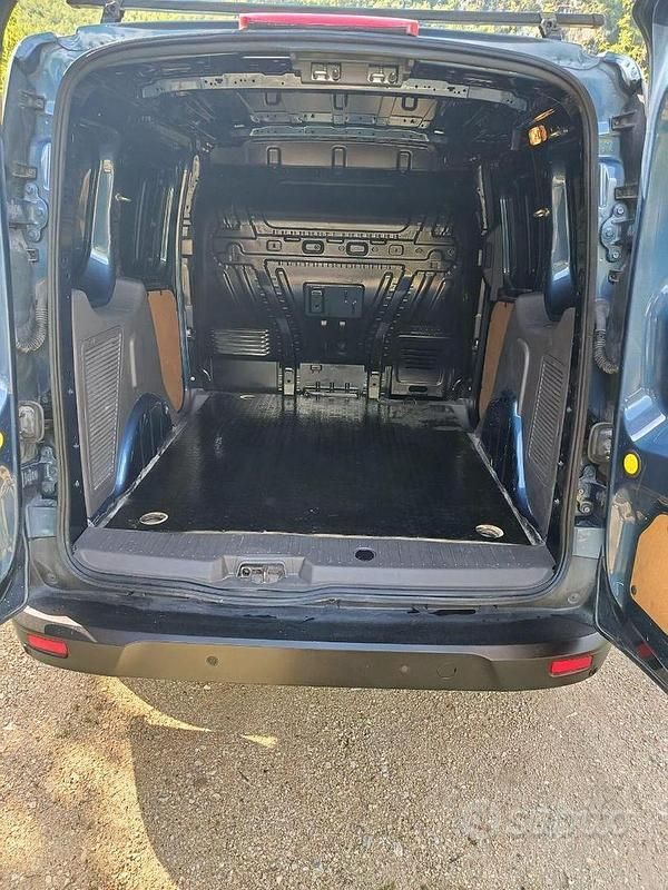 Begagnad Ford Transit Connect 2020 Minibuss