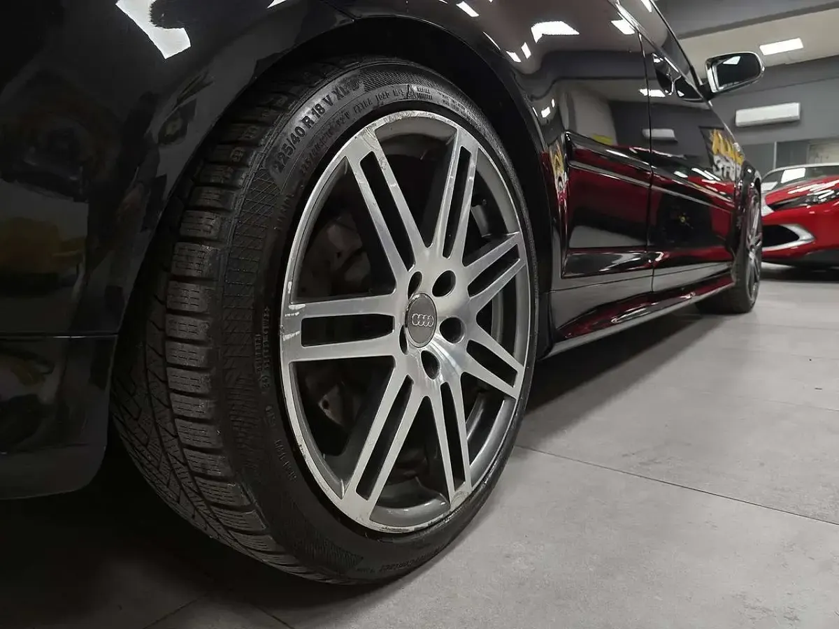 Usata Audi S3 Ambiente 265 CV (194 kW) 2007 Nero profondo Utilitaria