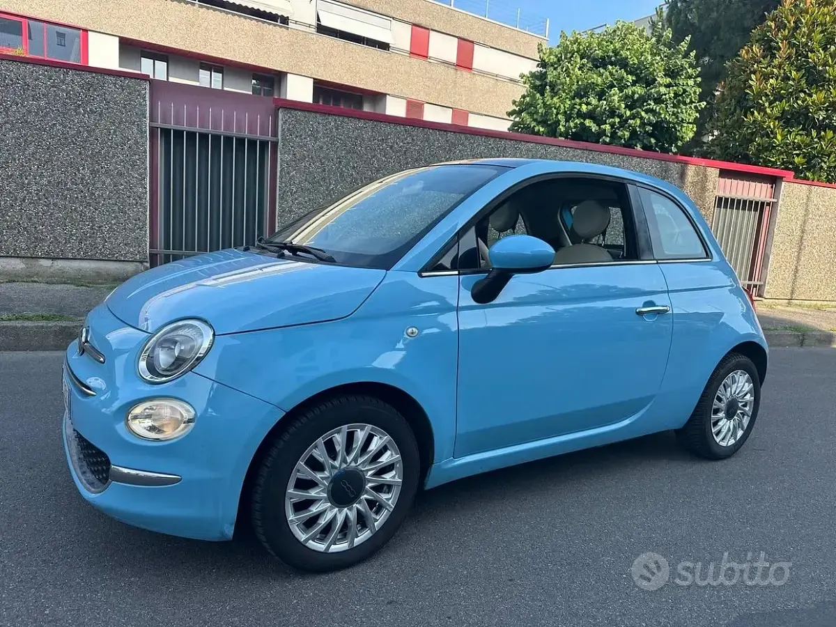 Usata Fiat 500 Lounge 69 CV (50 kW) 2016 Bluazzurro Berlina
