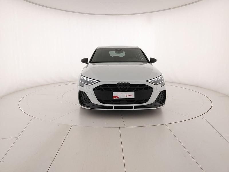 Gebraucht Audi A3 S-Line 150 PS (110 kW) 2025 Weiß Limousine