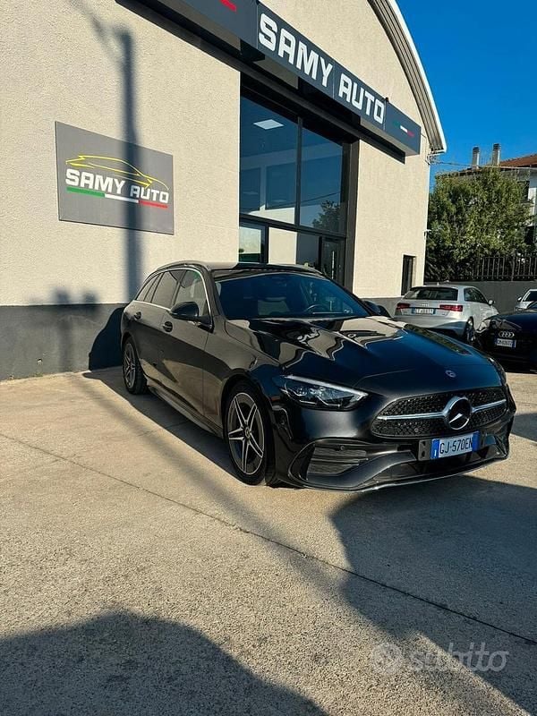 Usata Mercedes E300 265 CV (194 kW) 2022 Nero Berlina