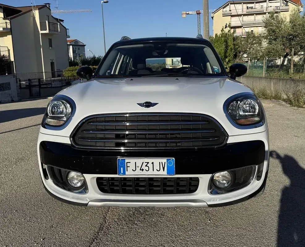 Second-hand Mini Cooper D Countryman 150 CP (110 kW) 2018 Alb SUV