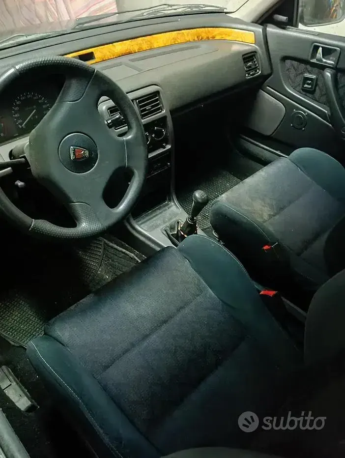 Usata Rover 200 103 CV (75 kW) 1994 Verde Cabrio