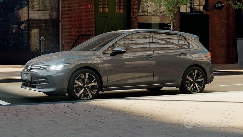 Nuova VW Golf VIII Edition 2025 Grigio Berlina